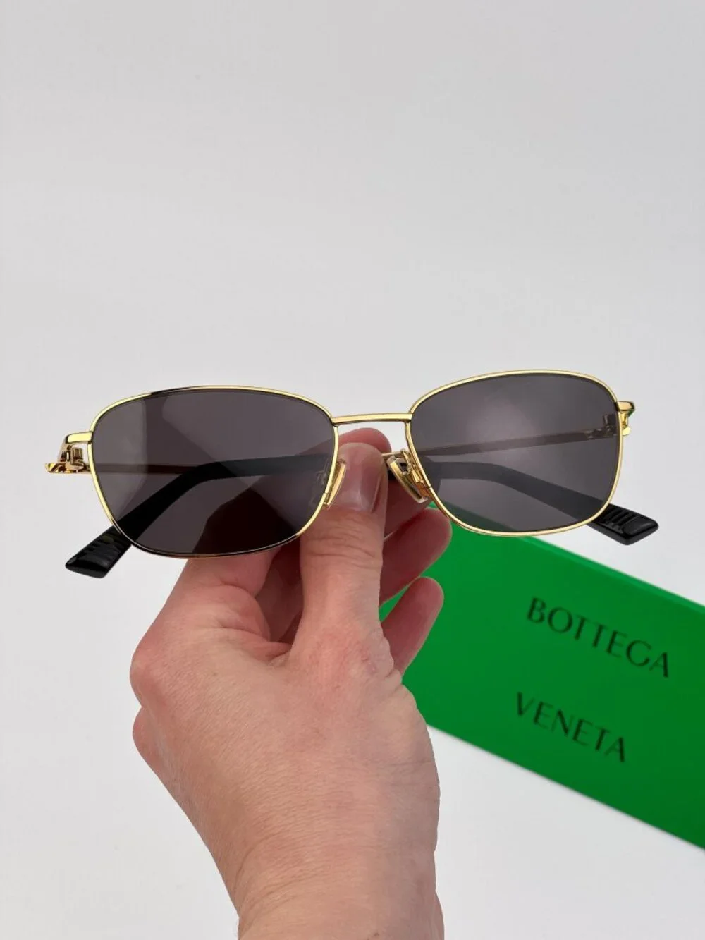 Bottega Veneta Women’s Sunglasses Gold Grey Rectangle BV1300S 001 New Authentic